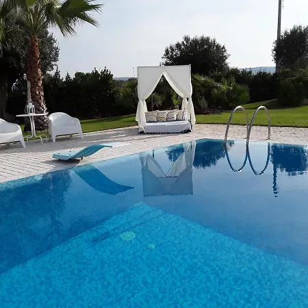 Santostefano Holidays Monopoli Exterior photo